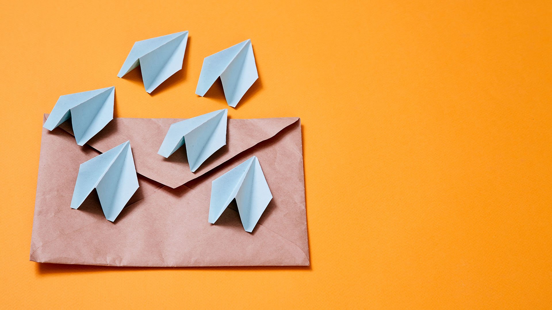 Email Marketing Paper Planes