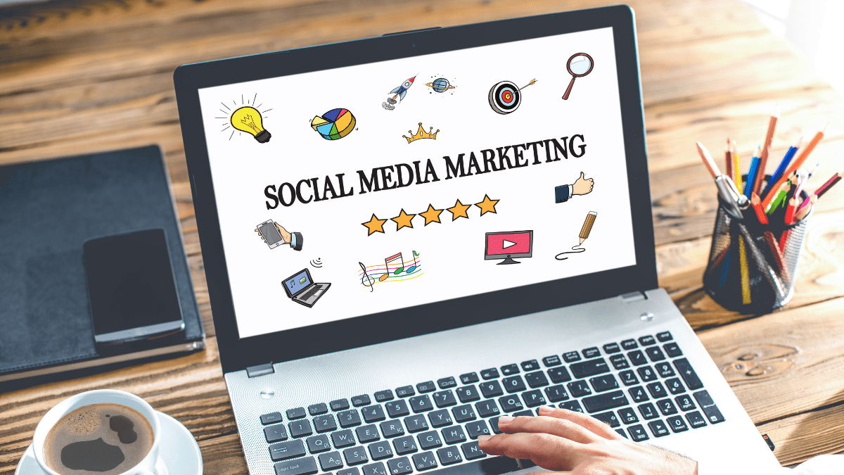 Social Media Marketing Laptop Banner 2